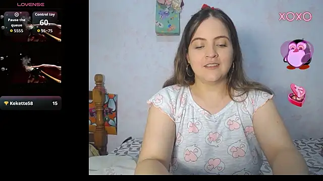 Snapshot of Pregnant_Kloe chatting on 03-30-26, 04:08 Pregnant Kloe online show from 03-30-26, 04:08