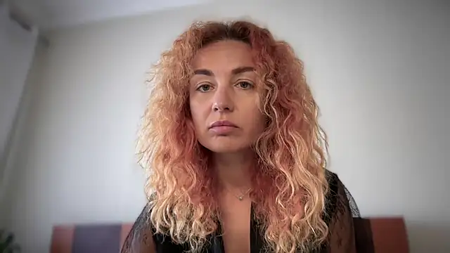 Reddgiirl online show from 03-31-26, 10:26