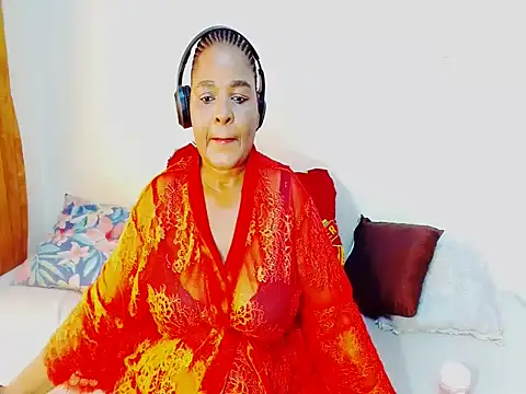 Love-Racheal75 online show from 05-28-26, 09:17