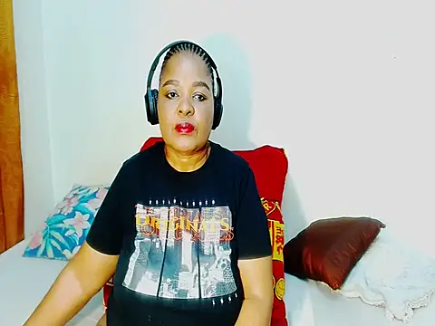 Love-Racheal75 online show from 05-29-26, 03:54