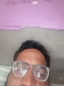 Snapshot of hard_boy9455 chatting on 01-08-26, 03:09 hard boy9455 online show from 01-08-26, 03:09