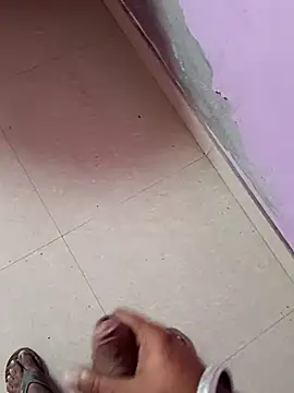 Snapshot of hard_boy9455 chatting on 02-20-26, 12:05 hard boy9455 online show from 02-20-26, 12:05