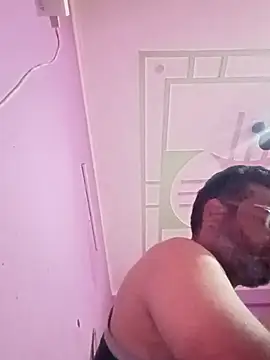 Snapshot of hard_boy9455 chatting on 03-18-26, 12:36 hard boy9455 online show from 03-18-26, 12:36