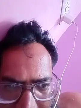 Snapshot of hard_boy9455 chatting on 04-04-26, 03:42 hard boy9455 online show from 04-04-26, 03:42