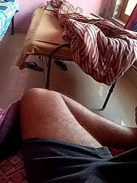 Snapshot of hard_boy9455 chatting on 04-08-26, 01:05 hard boy9455 online show from 04-08-26, 01:05