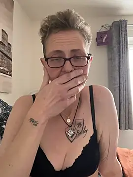 Curvy-Jinx online show from 02-05-26, 11:59