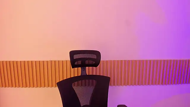 OliviaSweett online show from 10-06-25, 07:00