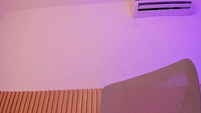 OliviaSweett online show from 02-07-26, 07:17