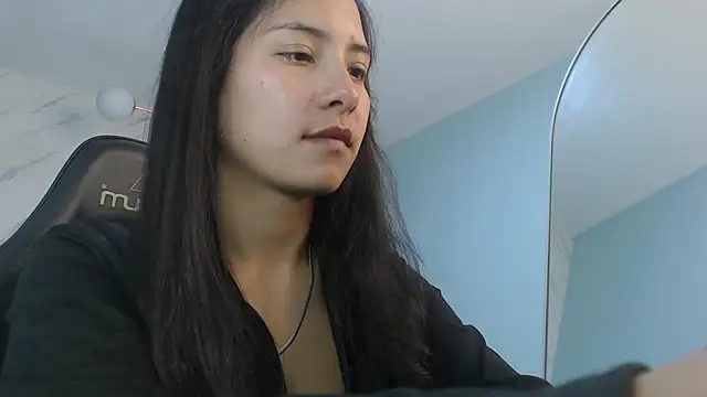 victoria hernandez t  online show from 03-14-26, 01:27