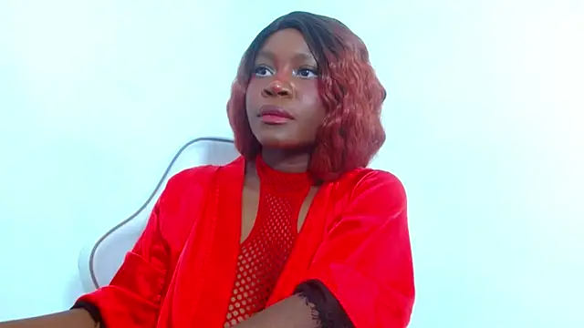 Snapshot of hoot_emily chatting on 07-18-26, 10:08 hoot emily online show from 07-18-26, 10:08