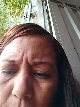 Snapshot of marinita13 chatting on 01-05-26, 06:44 marinita13 online show from 01-05-26, 06:44