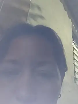 Snapshot of marinita13 chatting on 02-15-26, 08:13 marinita13 online show from 02-15-26, 08:13