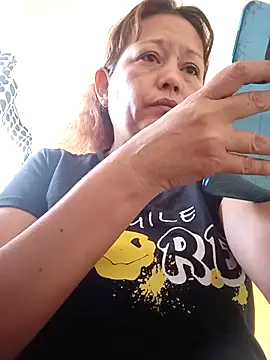 Snapshot of marinita13 chatting on 02-17-26, 12:45 marinita13 online show from 02-17-26, 12:45