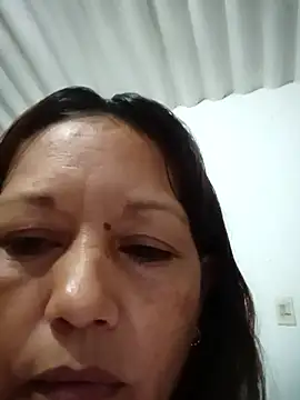 Snapshot of marinita13 chatting on 02-21-26, 01:50 marinita13 online show from 02-21-26, 01:50