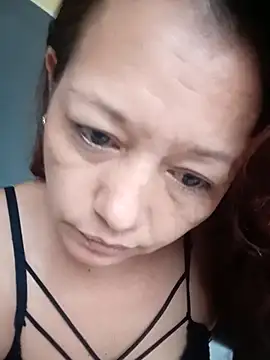 Snapshot of marinita13 chatting on 02-25-26, 12:26 marinita13 online show from 02-25-26, 12:26