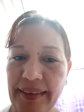 Snapshot of marinita13 chatting on 03-15-26, 04:13 marinita13 online show from 03-15-26, 04:13