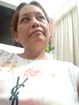 Snapshot of marinita13 chatting on 03-31-26, 02:24 marinita13 online show from 03-31-26, 02:24