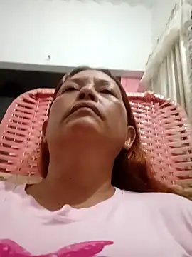 Snapshot of marinita13 chatting on 04-09-26, 02:44 marinita13 online show from 04-09-26, 02:44