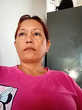 Snapshot of marinita13 chatting on 04-11-26, 01:26 marinita13 online show from 04-11-26, 01:26