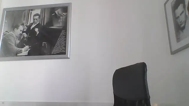 Snapshot of FROCETTO93 chatting on 06-05-26, 06:52 FROCETTO93 online show from 06-05-26, 06:52