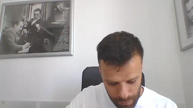 Snapshot of FROCETTO93 chatting on 06-25-26, 11:37 FROCETTO93 online show from 06-25-26, 11:37