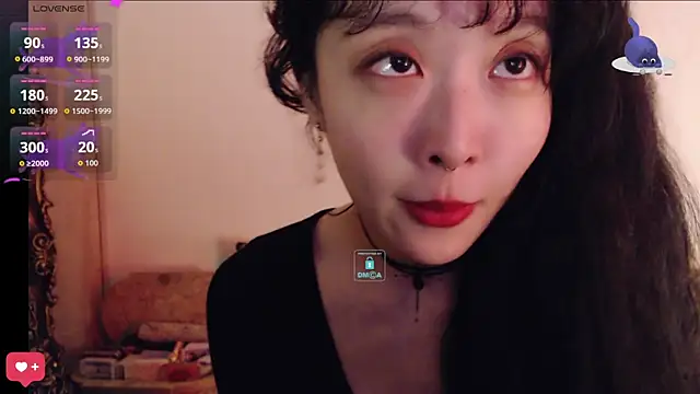 Etherealcat33 online show from 12-19-25, 10:55