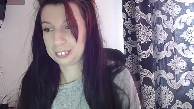 RosieHayes online show from 12-14-25, 11:15