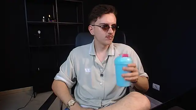 FelixStarkk online show from 06-25-26, 05:56