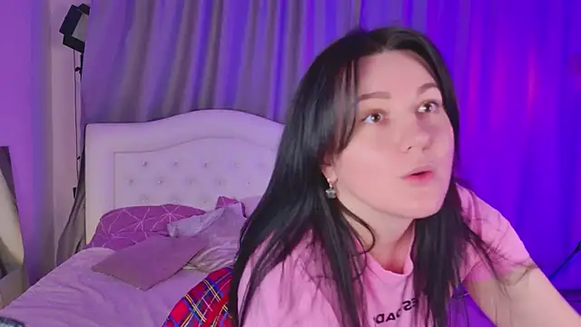 love me  tonight  online show from 01-13-26, 11:32