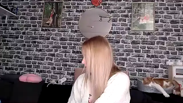 SexyMilf 37 online show from 11-22-25, 08:41