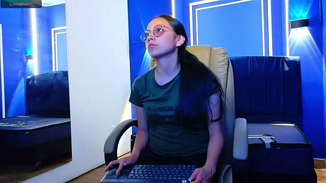 katalina07 1 online show from 06-23-26, 09:02