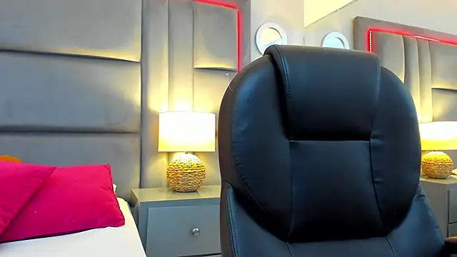 GabyMoreau online show from 01-17-26, 07:50