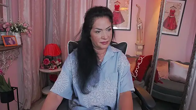 Snapshot of MyLovOne chatting on 09-10-25, 12:16 MyLovOne online show from 09-10-25, 12:16