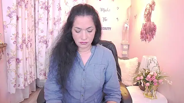 Snapshot of MyLovOne chatting on 04-15-26, 07:48 MyLovOne online show from 04-15-26, 07:48