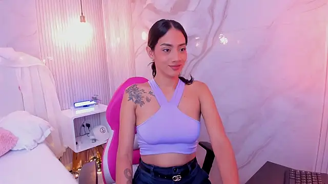 luna hot ass online show from 09-15-25, 10:10