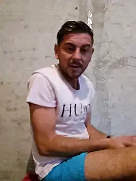 Alex-andru88 online show from 11-18-25, 09:47