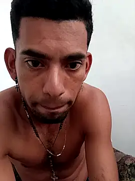 Snapshot of Negritohot2828 chatting on 01-10-26, 04:20 Negritohot2828 online show from 01-10-26, 04:20