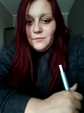 Snapshot of Alisawoods_ chatting on 02-12-26, 01:17 Alisawoods online show from 02-12-26, 01:17