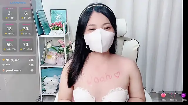phuongnhi  online show from 05-17-26, 02:46