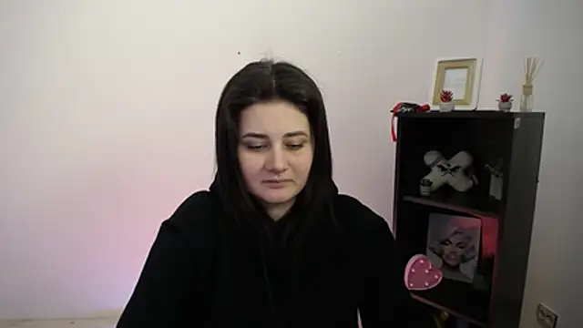 Katrin kiss  online show from 01-06-26, 03:05