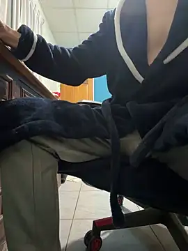 Snapshot of Rmangotw chatting on 02-02-26, 02:27 Rmangotw online show from 02-02-26, 02:27