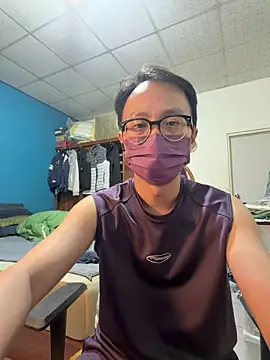 Snapshot of Rmangotw chatting on 04-06-26, 12:50 Rmangotw online show from 04-06-26, 12:50