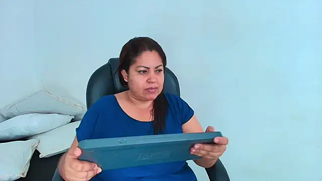 Karla hilton1 online show from 05-02-26, 01:16