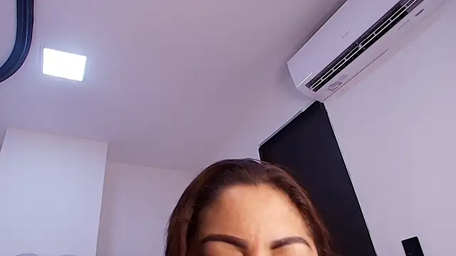 Karla hilton1 online show from 05-27-26, 11:51