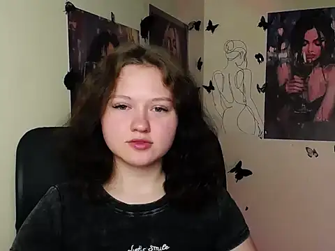 LadyAlice  online show from 06-16-26, 05:54