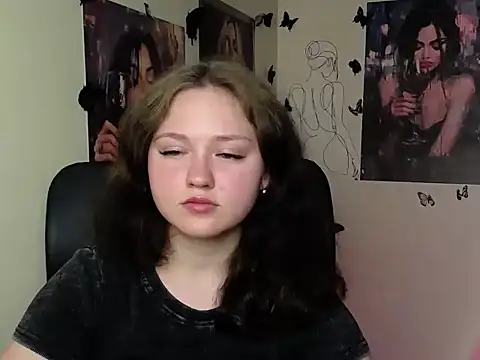 LadyAlice  online show from 06-24-26, 06:07