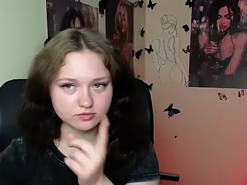 LadyAlice  online show from 06-25-26, 05:12