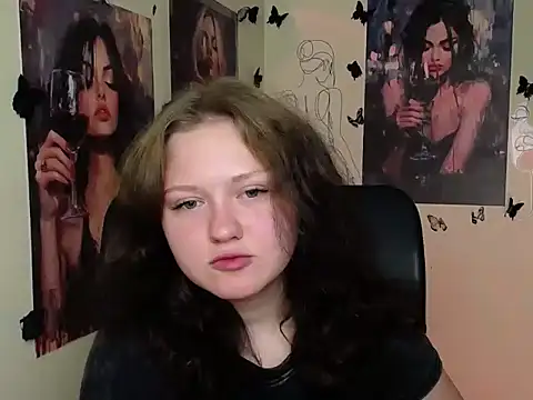 LadyAlice  online show from 07-14-26, 06:07