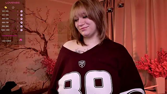 Morvelyn online show from 11-19-25, 07:03