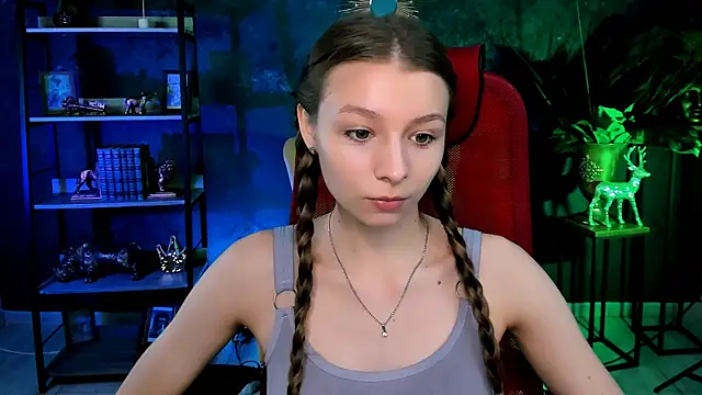 JulieDaniel online show from 05-22-26, 04:19
